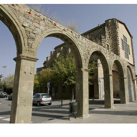 Hostal La Masia 만레사 외부 사진